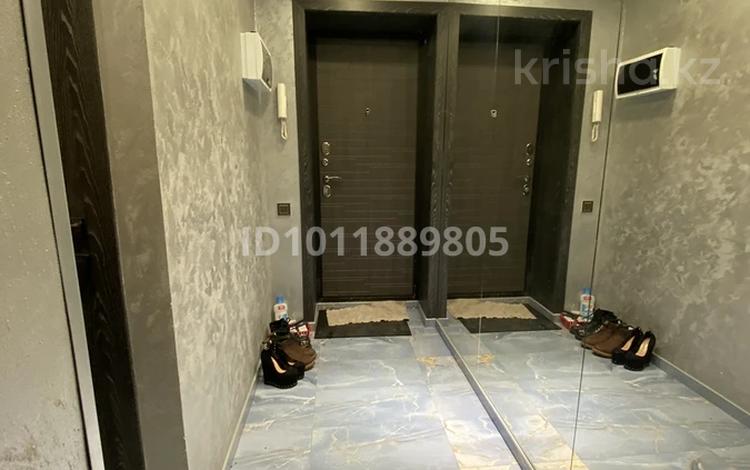 2-бөлмелі пәтер · 44 м² · 3/4 қабат, ул. Ауэзова 181А, бағасы: 36 млн ₸ в Алматы, Бостандыкский р-н — фото 2