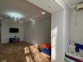 2-бөлмелі пәтер · 55 м² · 5/9 қабат, 11-й мкр 40, бағасы: 12 млн ₸ в Актау — фото 2