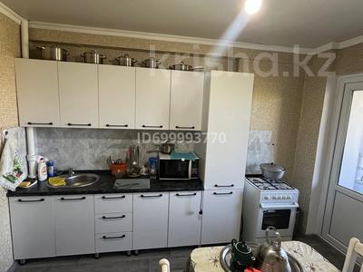 Пәтерлер в Алматинской обл.: 2-бөлмелі пәтер · 50 м² · 4/4 қабат, Карасай батыра 38, бағасы: 21 млн 〒 2-бөлмелі пәтер · 50 м² · 4/4 қабат, Карасай батыра 38, бағасы: 21 млн 〒 в Талгаре