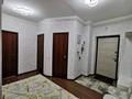 3-комнатная квартира, 83 м², 3/5 этаж, мкр Береке 14 — 5-ти этажный силикатный дом за 32 млн 〒 в Атырау, мкр Береке — фото 2