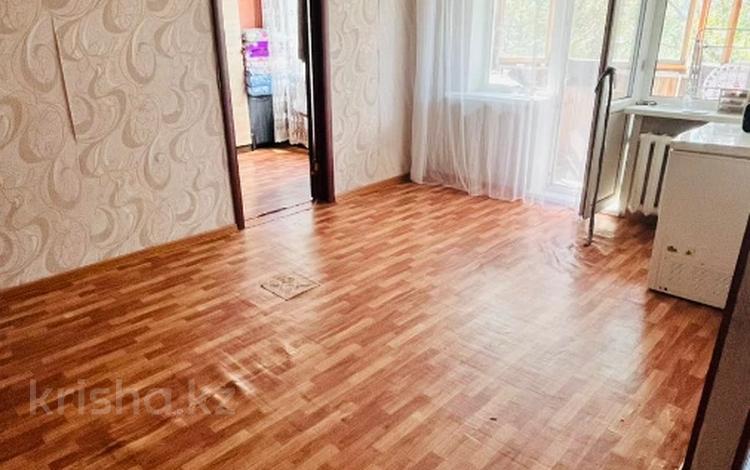 2-комнатная квартира · 45 м² · 4/5 этаж, Майкудук, 12й микрорайон 41 за 9.8 млн ₸ в Караганде, Алихана Бокейханова р-н — фото 2