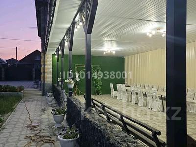 Дом · 5 комнат · 200 м², Альфараби за 150 000 ₸ в Усть-Каменогорске