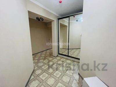 2-комнатная квартира · 55 м² · 9/12 этаж, мкр №4, Садвакасова 35 за 35 млн 〒 в Алматы, Ауэзовский р-н