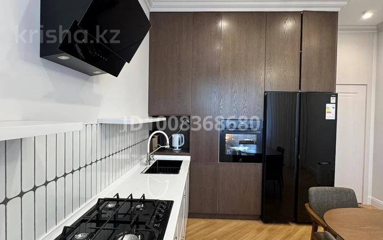 3-комнатная квартира · 106 м² · 6/10 этаж, мкр. Алтын орда, Алия Молдагулова 62 за 65 млн ₸ в Актобе — фото 20