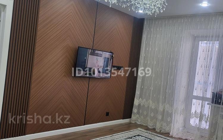 3-бөлмелі пәтер · 89 м² · 8/9 қабат, мкр. Алтын орда 11 Т, бағасы: 39 млн ₸ в Актобе — фото 2