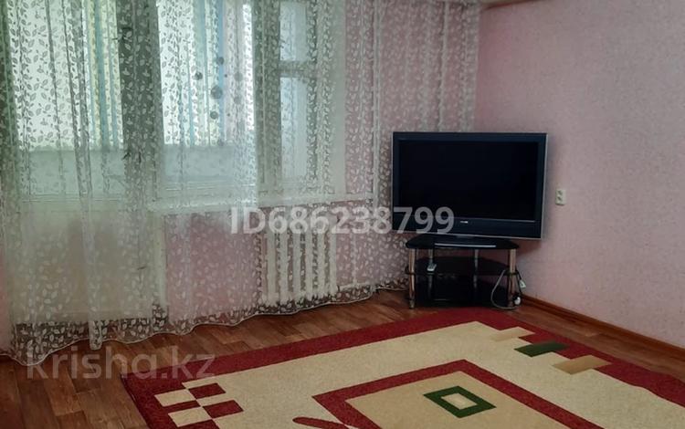 2-комнатная квартира · 60 м² · 4/9 этаж, Кунаева 2 за 130 000 〒 в Уральске — фото 9