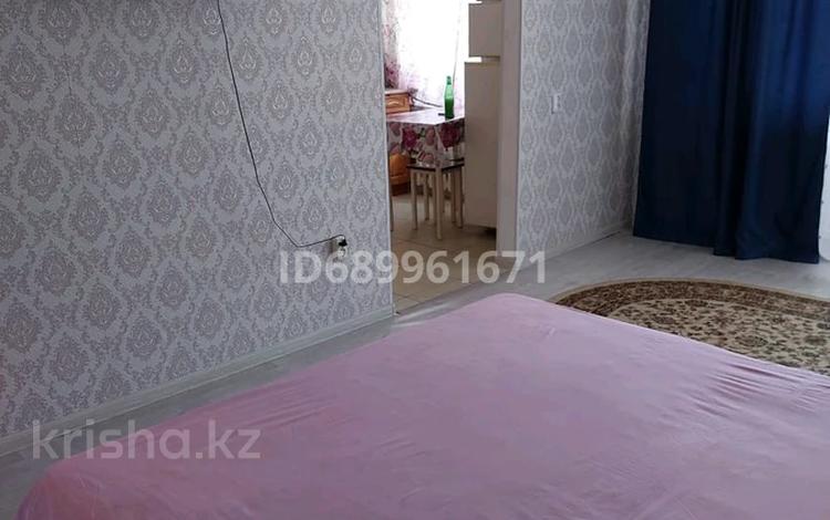 2-комнатная квартира · 45 м² · 1/5 этаж, Хиуаз Доспанова 102/1 — Пр Абая за 14 000 ₸ в Уральске — фото 3
