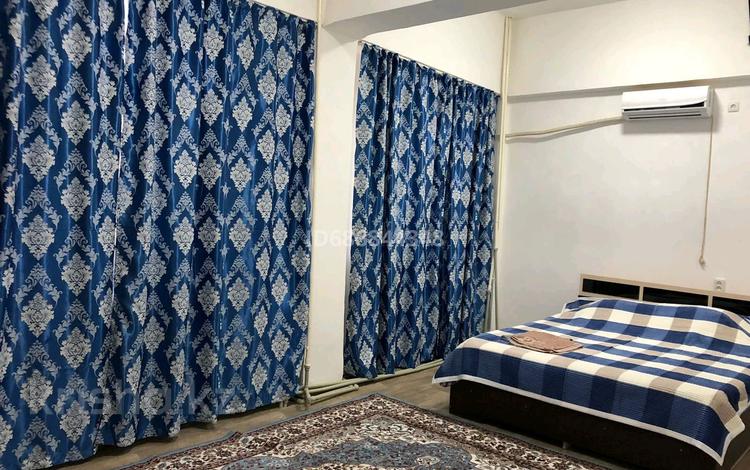 1-комнатная квартира · 50 м² · 1/5 этаж, 2микрорайон 27дом за 1 500 〒 в Таразе — фото 2