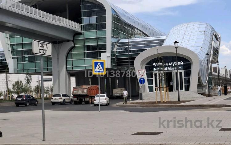 4-бөлмелі пәтер · 145 м² · 2/22 қабат, Тауельсиздык 56/1 — Музей, Лрт, Кегок, Пирамда, бағасы: 155 млн ₸ в Астане, Сарайшык р-н — фото 2