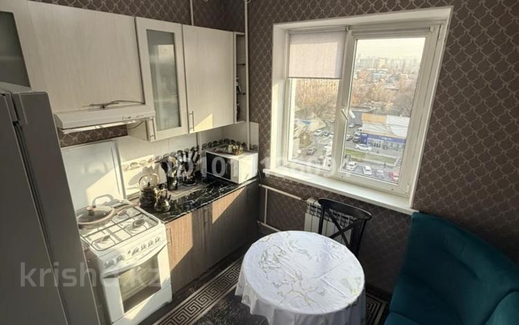 1-комнатная квартира · 40 м² · 8/9 этаж, мкр Тастак-3, Толеби 221 — Толеби -Тургут озала за 240 000 ₸ в Алматы, Алмалинский р-н — фото 2