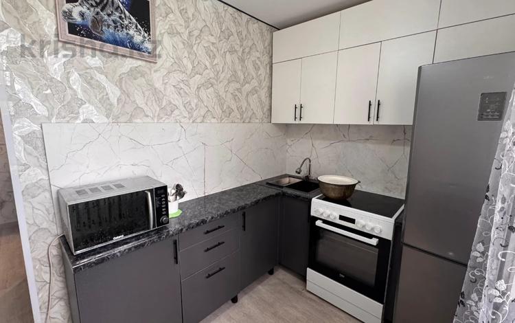 2-бөлмелі пәтер · 44 м² · 5/5 қабат, Маншук Маметовой 1, бағасы: 12 млн ₸ в Аксу — фото 2