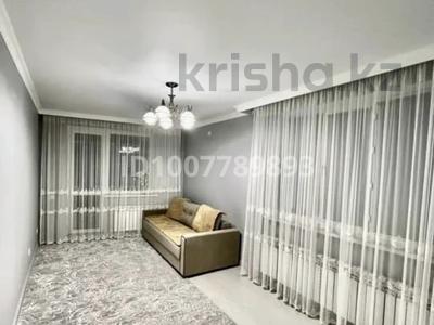 2-комнатная квартира · 80 м² · 12/13 этаж, Тауелсиздик — Тауелсиздик момышулы Шарль де Голь за 25 000 ₸ в Астане, Алматы р-н