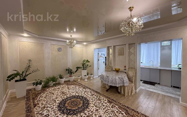 5-бөлмелі пәтер · 132.4 м² · 4/10 қабат, мкр Юго-Восток, Сатыбалдина 7/3, бағасы: 45 млн ₸ в Караганде, Казыбек би р-н — фото 2