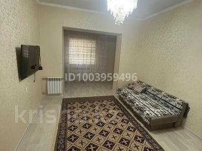 3-комнатная квартира · 90 м² · 1/2 этаж, 1 микрорайон 56 — Центр города рядом есть школа N3, садик,рынок за 200 000 ₸ в Жанаозен
