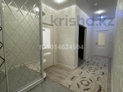 2-комнатная квартира · 80 м² · 2/5 этаж, мкр. Алтын орда, Тәуелсіздік 5 корпус 3 — Возле Гипер “Дина” за 32.5 млн ₸ в Актобе