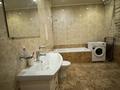2-комнатная квартира · 80 м² · 2/5 этаж, мкр. Алтын орда, Тәуелсіздік 5 корпус 3 — Возле Гипер “Дина” за 32.5 млн ₸ в Актобе — фото 7