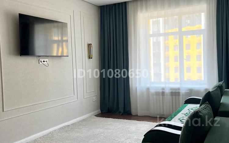 2-комнатная квартира · 58.4 м² · 8/12 этаж, Е 181/2 за 40 млн ₸ в Астане, Нура р-н — фото 2