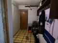1-бөлмелі пәтер · 12 м² · 2/5 қабат, ул. Наурызгали Сдыкова 64, бағасы: 3.7 млн ₸ в Уральске, мкр Школьник — фото 4
