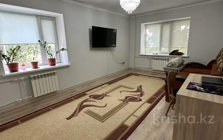 2-бөлмелі пәтер · 86 м² · 2/6 қабат, мкр. Алтын орда, санкибай батыра, бағасы: 30 млн ₸ в Актобе — фото 2