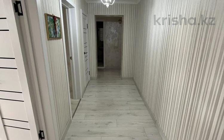 3-бөлмелі пәтер · 61.2 м² · 8/9 қабат, Майкудук, Мкр Восток-3 20, бағасы: 18.5 млн ₸ в Караганде, Алихана Бокейханова р-н — фото 2