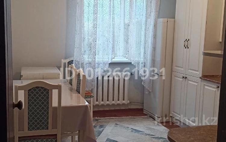 1 бөлме · 35 м² · 5/5 қабат, мкр Аксай-3 10А, бағасы: 55 000 ₸ в Алматы, Ауэзовский р-н — фото 8