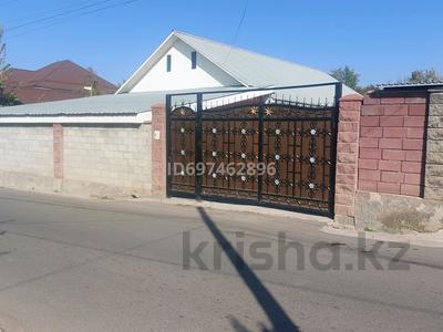 Продажа домов и дачи в Алматинской обл.: Отдельный дом · 4 комнаты · 100 м² · 5.2 сот., Алимкулова 107 за 30 млн 〒 Отдельный дом · 4 комнаты · 100 м² · 5.2 сот., Алимкулова 107 за 30 млн 〒 в Каскелене