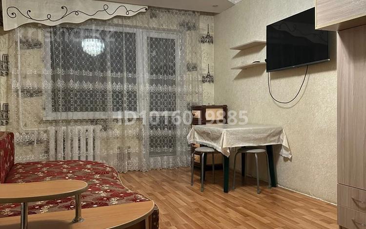 1-бөлмелі пәтер · 31 м² · 4/5 қабат, 22-шағынаудан, бағасы: 10.5 млн ₸ в Караганде, Алихана Бокейханова р-н — фото 2