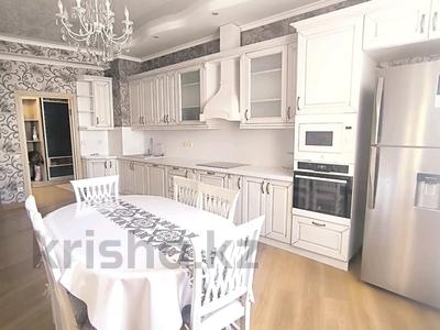 4-комнатная квартира · 165 м² · 4/12 этаж, Абая - Варламова 33 рядом Абая — Тлендиева- Абая за 600 000 ₸ в Алматы, Бостандыкский р-н