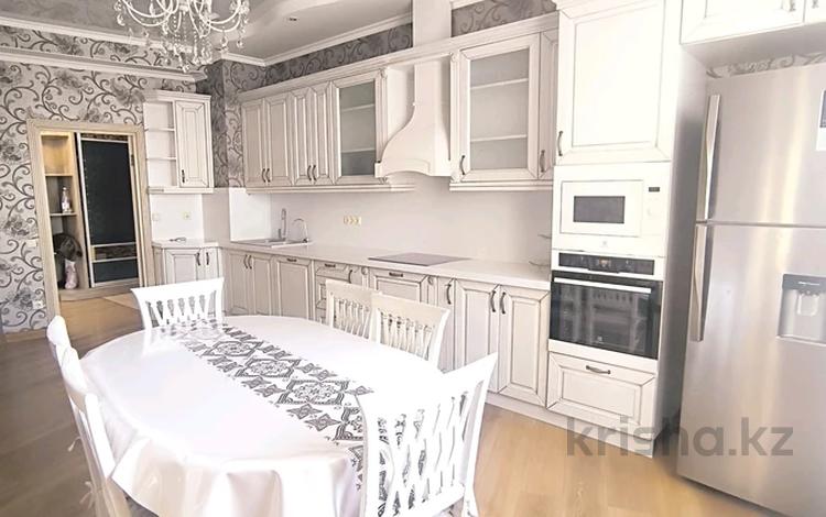 4-комнатная квартира · 165 м² · 4/12 этаж, Абая - Варламова 33 рядом Абая — Тлендиева- Абая за 600 000 ₸ в Алматы, Бостандыкский р-н — фото 14