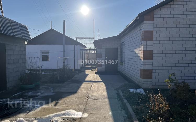 Отдельный дом · 3 комнаты · 90 м² · 5 сот., Рамазана токтарова 45 — Парковая казправда за 60 млн 〒 в Павлодаре — фото 2