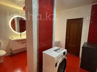 4-комнатная квартира · 150 м² · 1/5 этаж, Сарыарка 33 за 400 000 ₸ в Атырау