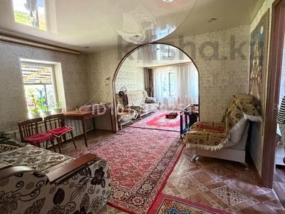 Жеке үй · 4 бөлме · 70 м² · 10 жүзд., Жибек жолы 126, бағасы: 12.2 млн ₸ в Глубокое