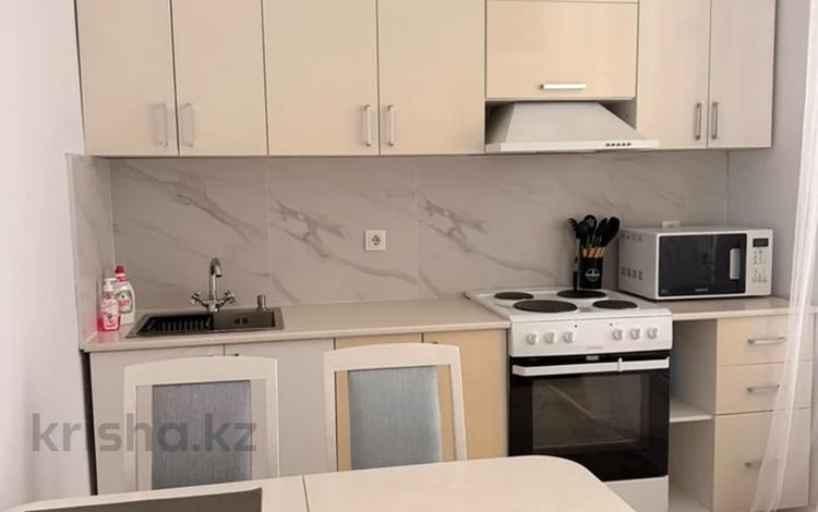 1-комнатная квартира · 44 м² · 8/10 этаж, Туран 46/5 — Орынбор за 230 000 ₸ в Астане, Нура р-н — фото 12