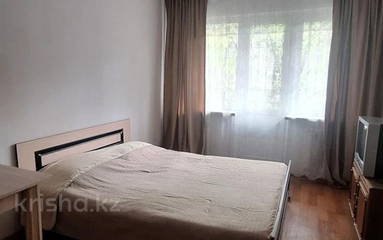 2-бөлмелі пәтер · 50 м² · 2/4 қабат, Ауэзова 64/3 — Абая ауэзова, бағасы: 14 000 ₸ в Алматы, Алмалинский р-н — фото 6