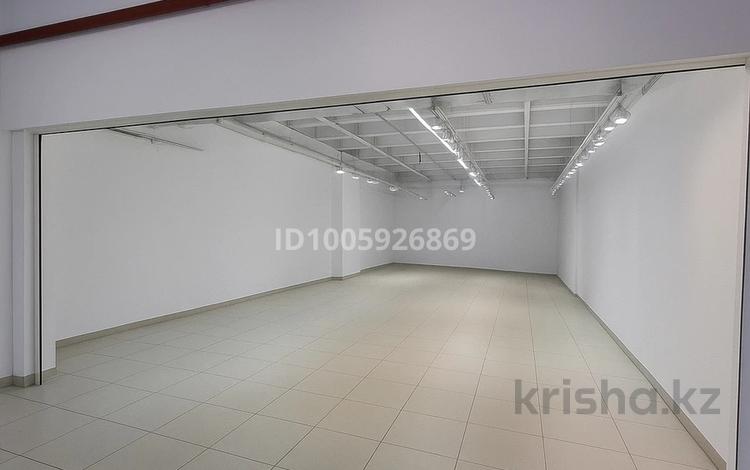 Свободное назначение, офисы, магазины и бутики, образование, развлечения · 77.5 м² за 6.5 млн 〒 в Семее — фото 2