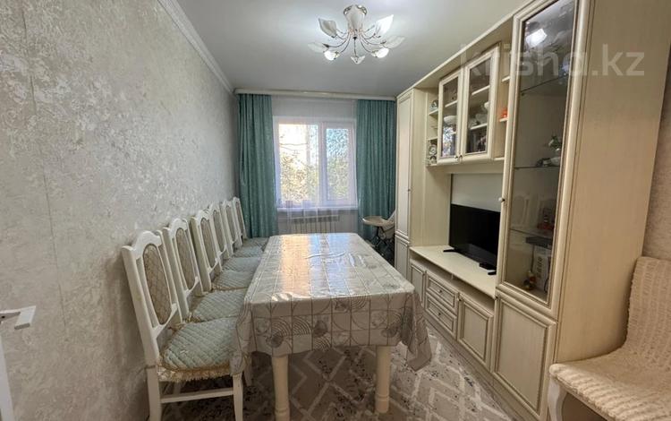 4-комнатная квартира · 62 м² · 2/5 этаж, проспект Абилкайыр хана за 18 млн ₸ в Актобе — фото 7