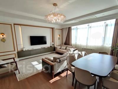 5-комнатная квартира · 215 м² · 18/30 этаж, Ахмет Байтурсынулы 9 за 1.6 млн ₸ в Астане, Алматы р-н