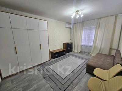 1-бөлмелі пәтер · 40 м² · 3/5 қабат, мкр Мамыр-2 11, бағасы: 220 000 ₸ в Алматы, Ауэзовский р-н