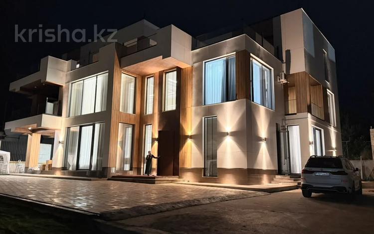 Отдельный дом · 7 комнат · 800 м² · 15 сот., Дулати 65 за 5 млн ₸ в Алматы, Бостандыкский р-н — фото 2