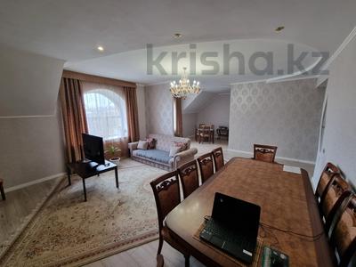 4-комнатная квартира, 140 м², Ерубаева 51/1 за 90 млн 〒 в Караганде, Казыбек би р-н