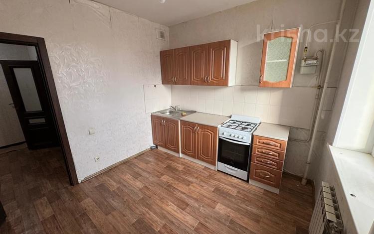 1-комнатная квартира · 40 м² · 3/9 этаж, микр аэрапорт 4 за 16 млн 〒 в Костанае — фото 2