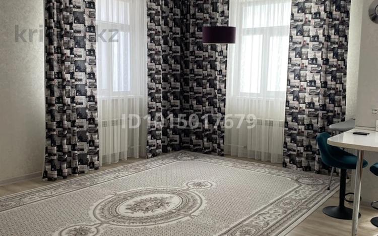 3-комнатная квартира · 72 м² · 11/14 этаж, 17-й мкр, 17 мкрн 7 за 38 млн ₸ в Актау — фото 2