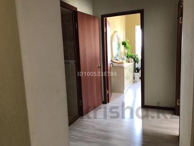 2-комнатная квартира · 68.2 м² · 18/24 этаж, Байтурсынова 12 за 36.5 млн ₸ в Астане, Алматы р-н