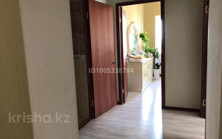 2-комнатная квартира · 68.2 м² · 18/24 этаж, Байтурсынова 12 за 36.5 млн ₸ в Астане, Алматы р-н — фото 2