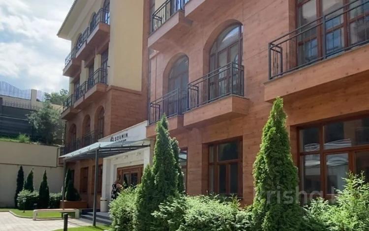 5-комнатная квартира · 214.6 м² · 1/4 этаж, Тайманова 222/6к3 за 274 млн ₸ в Алматы, Бостандыкский р-н — фото 2