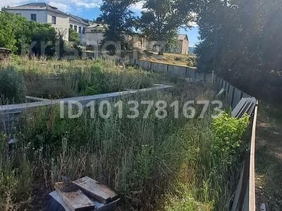 Жеке үй · 3 бөлме · 130 м² · 15 жүзд., Ауезова 56, бағасы: 6 млн ₸ в Каркаралинске