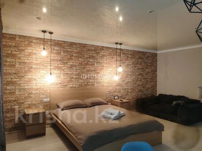 1-комнатная квартира · 35 м² · 3/5 этаж, ул. Курмангазы 163 за 11 000 ₸ в Уральске, мкр Школьник