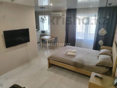 1-комнатная квартира · 35 м² · 3/5 этаж, ул. Курмангазы 163 за 11 000 ₸ в Уральске, мкр Школьник
