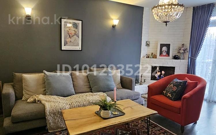 3-комнатная квартира · 70 м² · 3/3 этаж, Абылай хана 64 за 85 млн ₸ в Алматы, Алмалинский р-н — фото 2