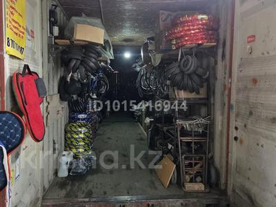 Торговое место центральном проходе 40тонн автозапчасти · 40 м², бағасы: 5.5 млн ₸ в Таразе